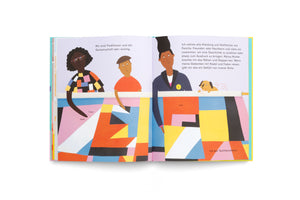 Eine aufgeschlagene Doppelseite eines Kinderbuchs mit einer farbenfrohen, stilisierten Illustration. Drei Personen und ein Hund sitzen hinter einem großen, bunten Quilt, der aus geometrischen Stoffstücken zusammengesetzt ist. Der deutsche Text auf den Seiten beschreibt die Bedeutung von Tradition, Gemeinschaft und die Arbeit einer Textilkünstlerin.