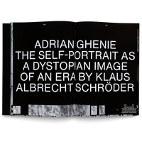 Ein aufgeschlagenes Kunstbuch mit schwarzen Seiten und großem, weißem Titel. Der Text lautet: ADRIAN GHENIE THE SELF-PORTRAIT AS A DYSTOPIAN IMAGE OF AN ERA BY KLAUS ALBRECHT SCHRÖDER. Am unteren Rand ist eine Reihe von Skizzen zu sehen.