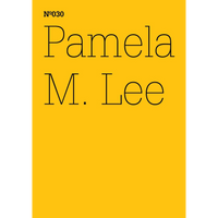 Ein leuchtend gelbes Buchcover mit dem Text Nº030, Pamela M. Lee in schwarzer Schrift.