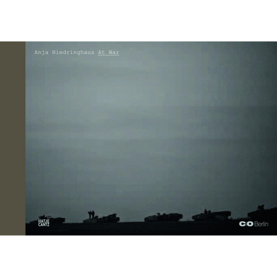 Cover Anja NiedringhausAt War