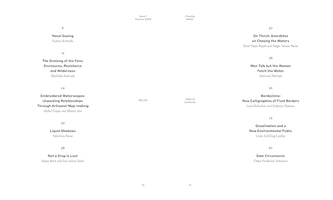 Ein Inhaltsverzeichnis für die Ausgabe 1, Herbst 2024 von DELUS mit dem Titel Chasing Water, verteilt auf die Seiten 12 und 13. Die linke Spalte listet die Artikel Navel Gazing, The Draining of the Fens, Embroidered Waterscapes, Liquid Shadows und Not a Drop Is Lost. Die rechte Spalte listet die Artikel On Thirst, Men Talk but the Women Fetch the Water, Bordoclima, Desalination and a New Environmental Public und Dam Circumsonic.